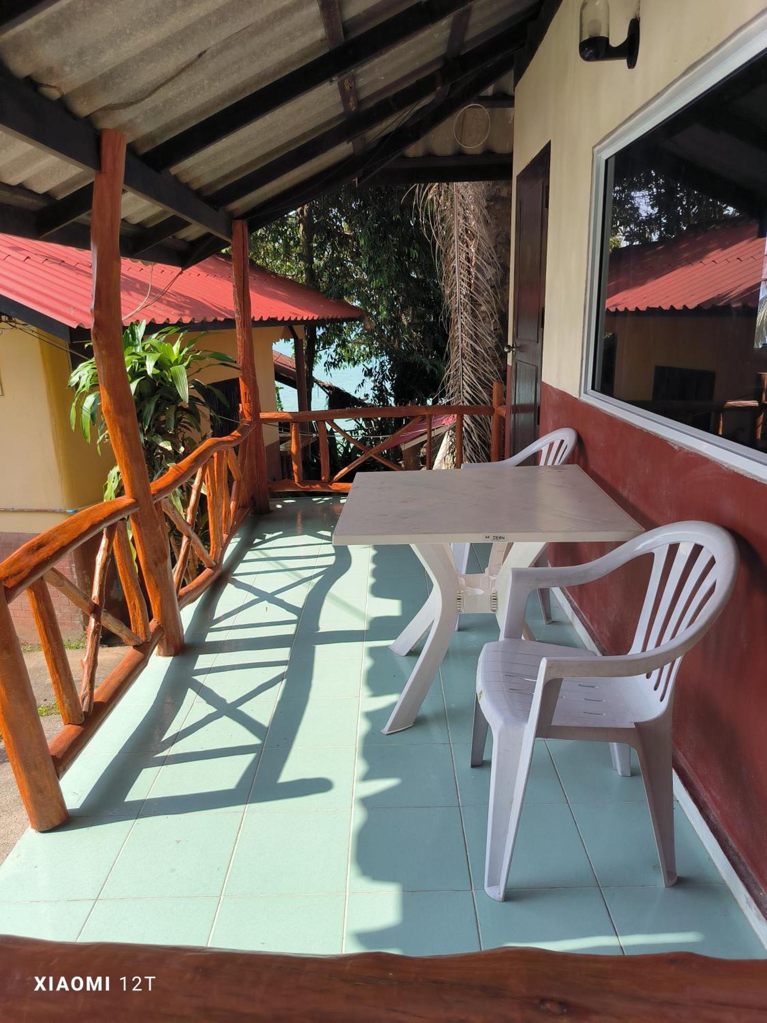 Golden Beach Resort Koh Phangan Баан Тай Стая снимка